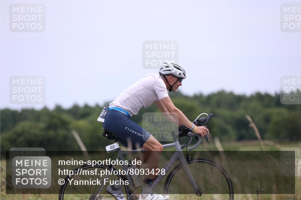 22.06.2025 - Viking Triathlon Yannick Fuchs http://msf.ph/oto/8093428 22.06.2025 13:39:18 Radfahren 270, 459 meine-sportfotos.de