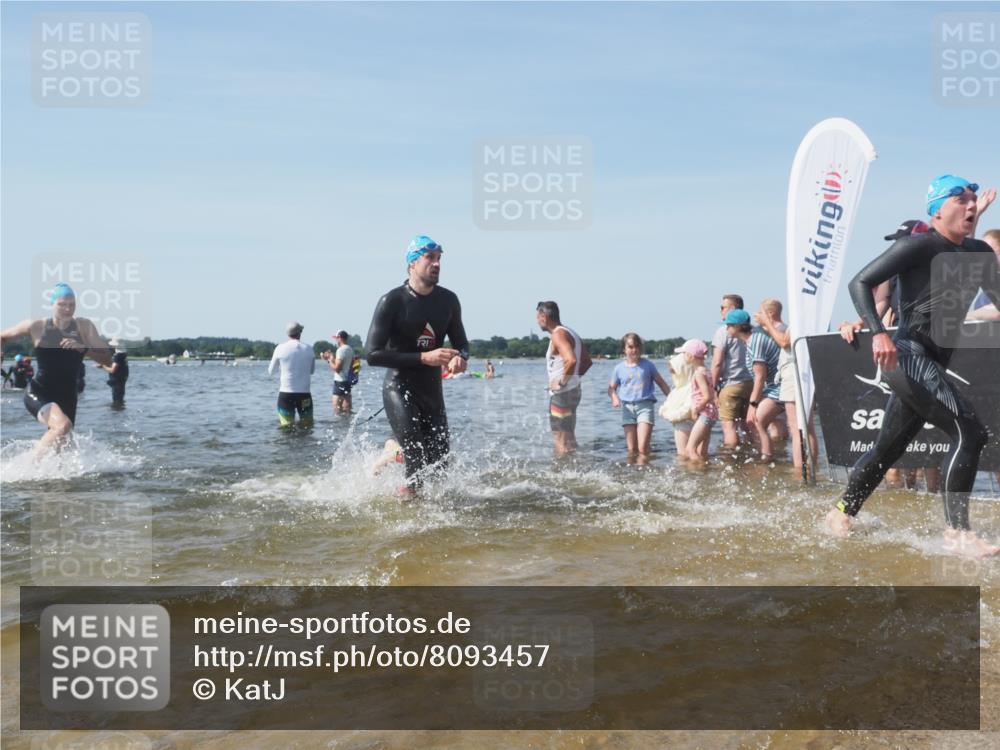 22.06.2025 - Viking Triathlon KatJ http://msf.ph/oto/8093457 22.06.2025 10:29:12 Schwimmen 7, 11, 12, 30, 33, 152, 200, 310, 458, 604, 652 meine-sportfotos.de