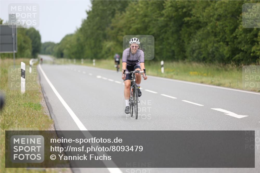 22.06.2025 - Viking Triathlon Yannick Fuchs http://msf.ph/oto/8093479 22.06.2025 13:41:00 Radfahren 441 meine-sportfotos.de