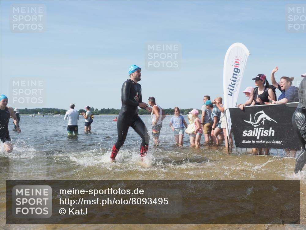22.06.2025 - Viking Triathlon KatJ http://msf.ph/oto/8093495 22.06.2025 10:29:12 Schwimmen 7, 11, 12, 30, 33, 152, 200, 310, 458, 604, 652 meine-sportfotos.de