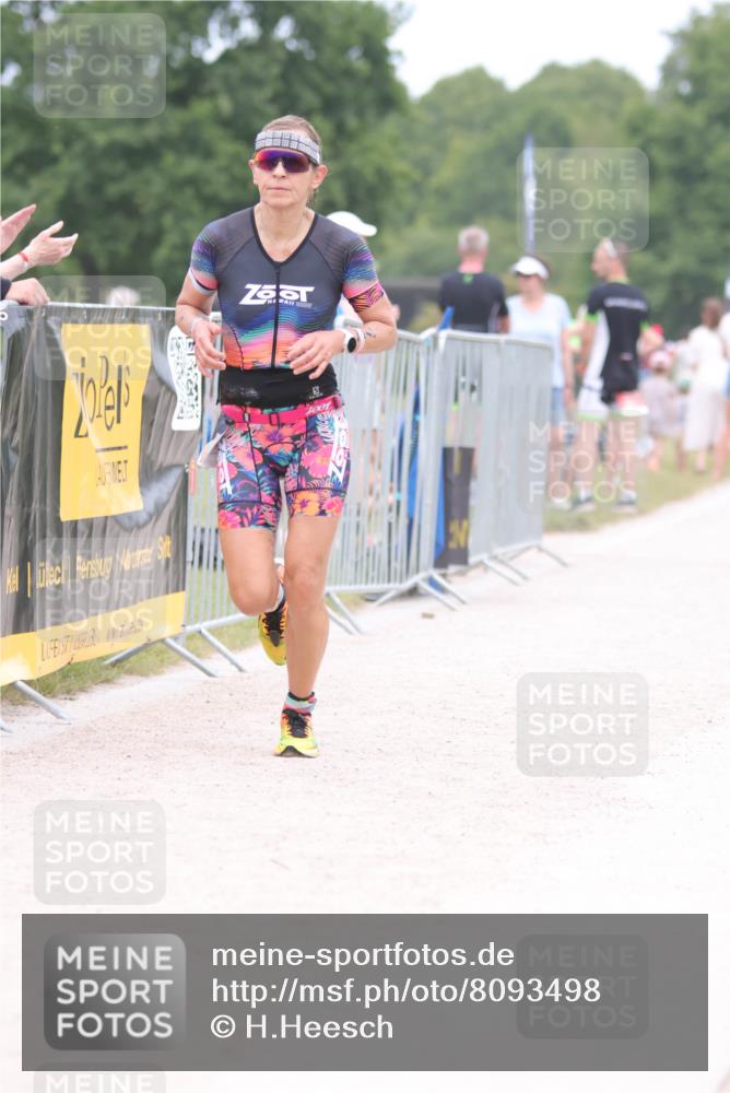 22.06.2025 - Viking Triathlon H.Heesch http://msf.ph/oto/8093498 22.06.2025 15:18:41 Laufen 72, 453 meine-sportfotos.de