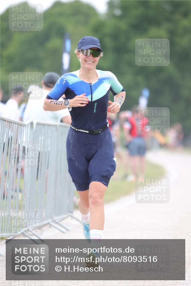 22.06.2025 - Viking Triathlon H.Heesch http://msf.ph/oto/8093516 22.06.2025 16:05:42 Laufen 123, 155 meine-sportfotos.de