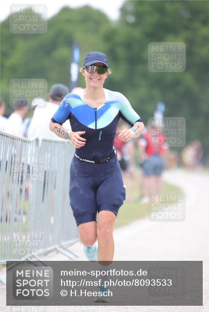 22.06.2025 - Viking Triathlon H.Heesch http://msf.ph/oto/8093533 22.06.2025 16:05:42 Laufen 123, 155 meine-sportfotos.de