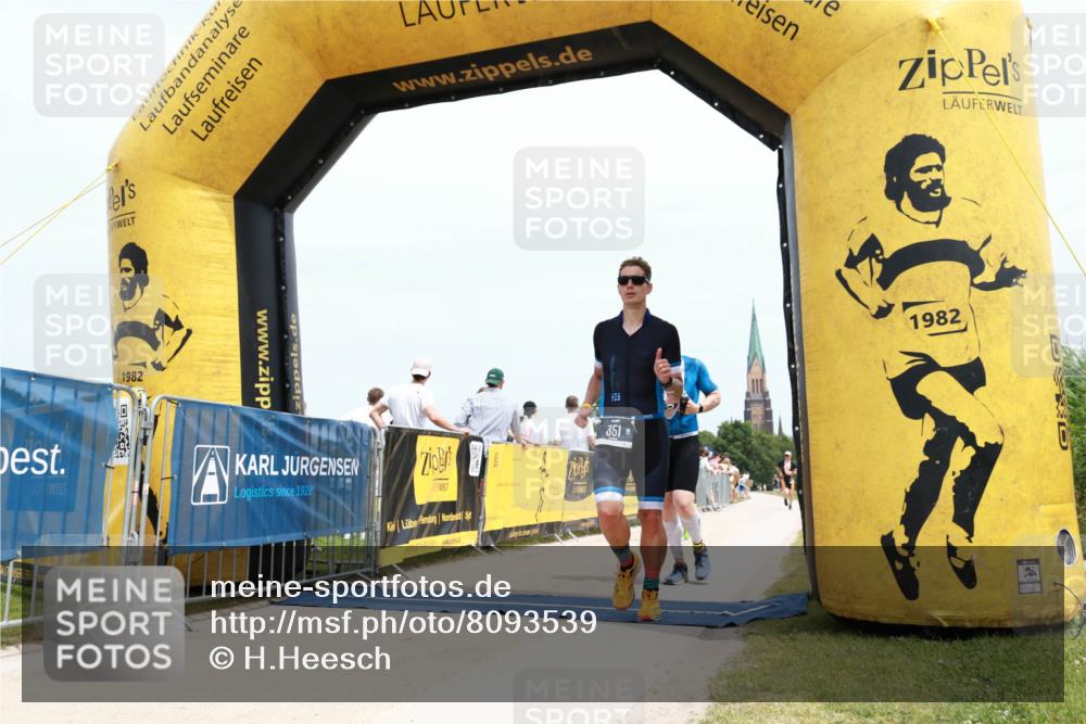22.06.2025 - Viking Triathlon H.Heesch http://msf.ph/oto/8093539 22.06.2025 13:56:16 Laufen 234, 298, 351 meine-sportfotos.de