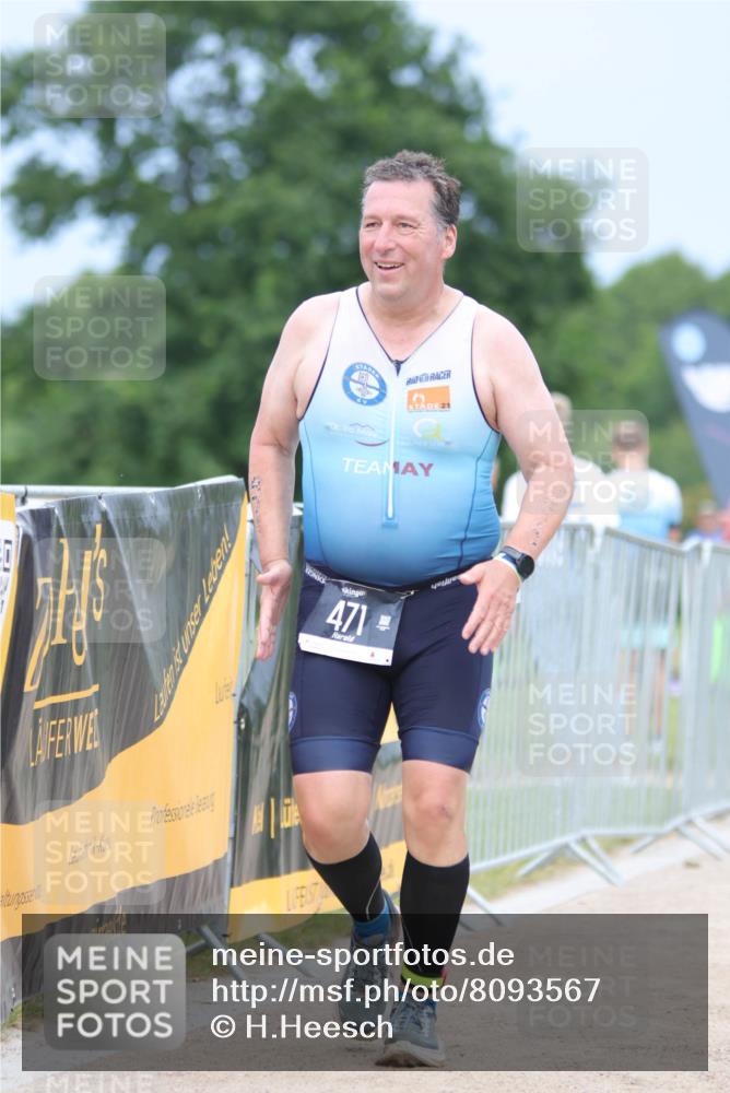 22.06.2025 - Viking Triathlon H.Heesch http://msf.ph/oto/8093567 22.06.2025 17:07:09 Laufen 471 meine-sportfotos.de