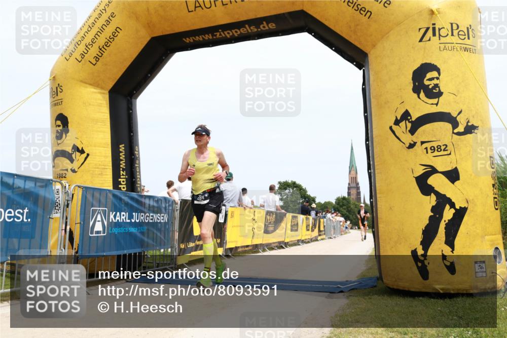 22.06.2025 - Viking Triathlon H.Heesch http://msf.ph/oto/8093591 22.06.2025 13:56:18 Laufen 234, 298, 351 meine-sportfotos.de