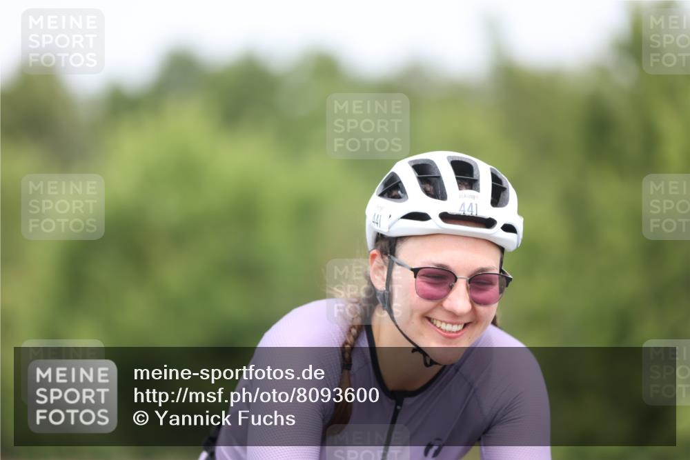 22.06.2025 - Viking Triathlon Yannick Fuchs http://msf.ph/oto/8093600 22.06.2025 13:41:03 Radfahren 441 meine-sportfotos.de