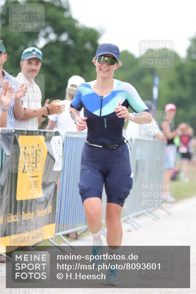 22.06.2025 - Viking Triathlon H.Heesch http://msf.ph/oto/8093601 22.06.2025 16:05:43 Laufen 123, 155 meine-sportfotos.de