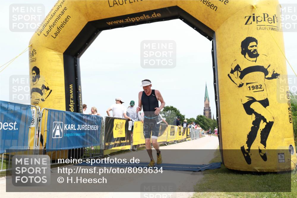 22.06.2025 - Viking Triathlon H.Heesch http://msf.ph/oto/8093634 22.06.2025 13:56:47 Laufen 346 meine-sportfotos.de