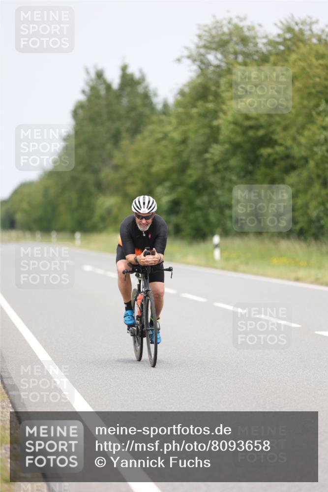 22.06.2025 - Viking Triathlon Yannick Fuchs http://msf.ph/oto/8093658 22.06.2025 13:41:53 Radfahren 446 meine-sportfotos.de
