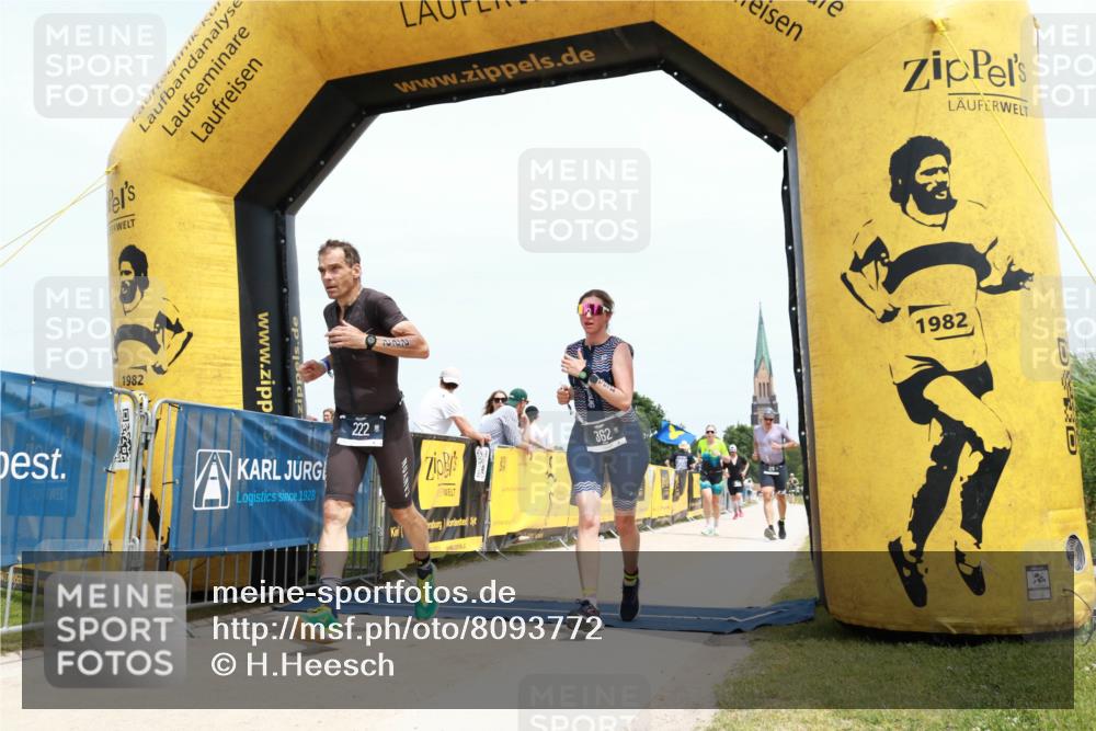 22.06.2025 - Viking Triathlon H.Heesch http://msf.ph/oto/8093772 22.06.2025 13:58:02 Laufen 222, 240, 276, 340, 362, 605 meine-sportfotos.de