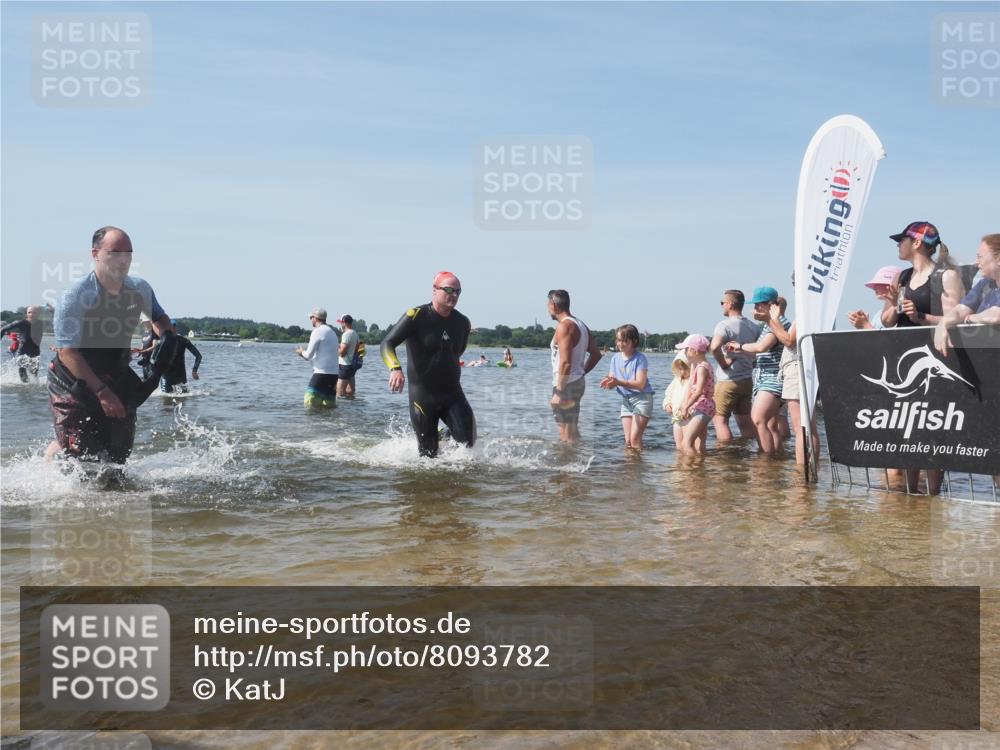 22.06.2025 - Viking Triathlon KatJ http://msf.ph/oto/8093782 22.06.2025 10:29:20 Schwimmen 7, 11, 30, 33, 243, 458, 612, 652 meine-sportfotos.de
