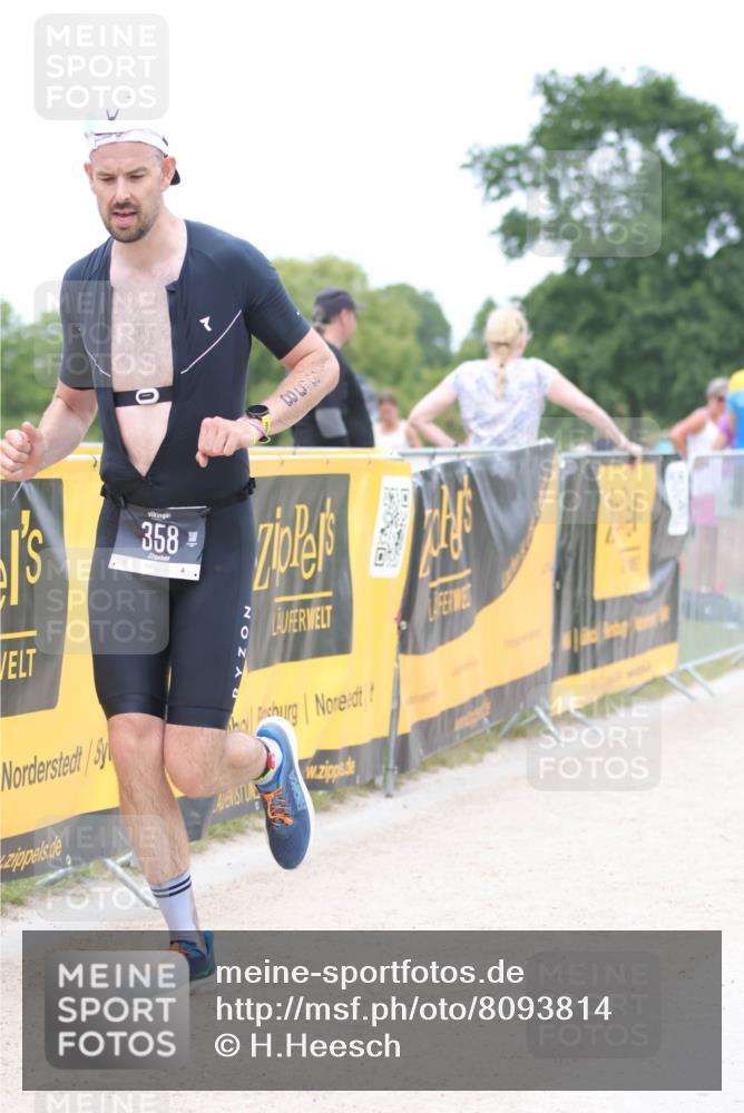 22.06.2025 - Viking Triathlon H.Heesch http://msf.ph/oto/8093814 22.06.2025 15:19:14 Laufen 21, 358, 387 meine-sportfotos.de