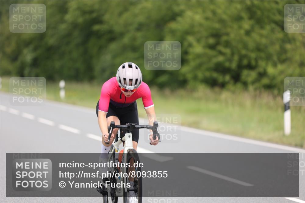 22.06.2025 - Viking Triathlon Yannick Fuchs http://msf.ph/oto/8093855 22.06.2025 13:42:23 Radfahren 472 meine-sportfotos.de
