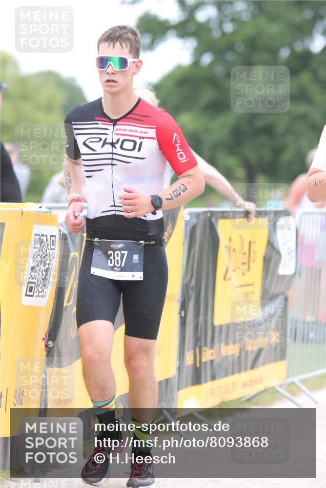 22.06.2025 - Viking Triathlon H.Heesch http://msf.ph/oto/8093868 22.06.2025 15:19:18 Laufen 21, 358, 387 meine-sportfotos.de