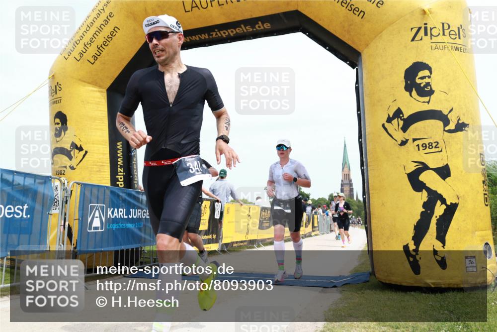 22.06.2025 - Viking Triathlon H.Heesch http://msf.ph/oto/8093903 22.06.2025 13:59:13 Laufen 47, 134, 143, 170, 341 meine-sportfotos.de