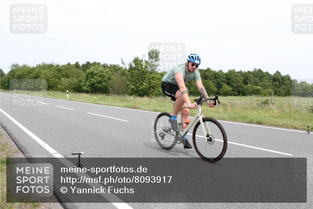 22.06.2025 - Viking Triathlon Yannick Fuchs http://msf.ph/oto/8093917 22.06.2025 13:57:58 Radfahren 305 meine-sportfotos.de