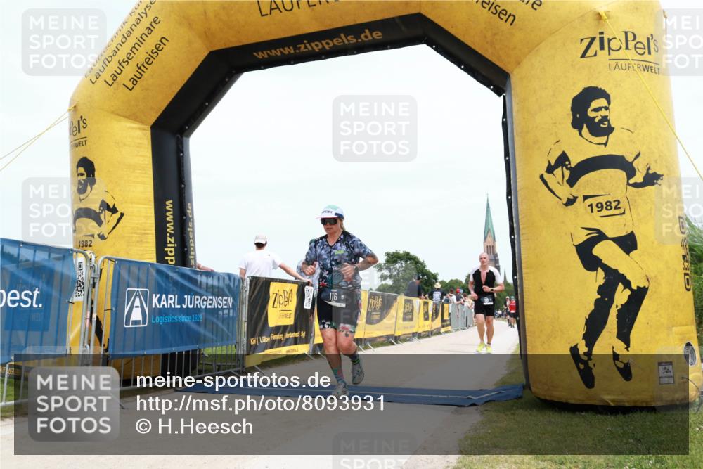 22.06.2025 - Viking Triathlon H.Heesch http://msf.ph/oto/8093931 22.06.2025 13:59:33 Laufen 110, 116, 247 meine-sportfotos.de