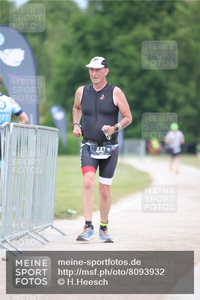 22.06.2025 - Viking Triathlon H.Heesch http://msf.ph/oto/8093932 22.06.2025 17:17:35 Laufen 447 meine-sportfotos.de
