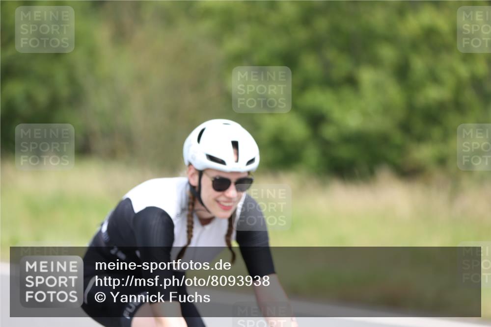 22.06.2025 - Viking Triathlon Yannick Fuchs http://msf.ph/oto/8093938 22.06.2025 13:44:03 Radfahren 431 meine-sportfotos.de