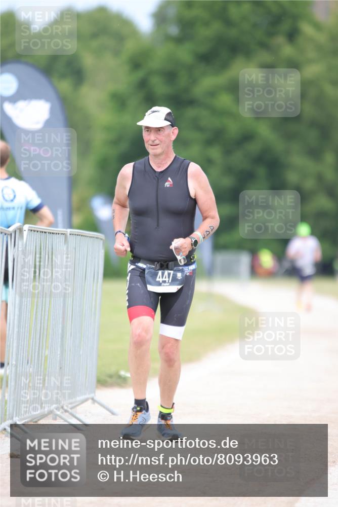 22.06.2025 - Viking Triathlon H.Heesch http://msf.ph/oto/8093963 22.06.2025 17:17:35 Laufen 447 meine-sportfotos.de