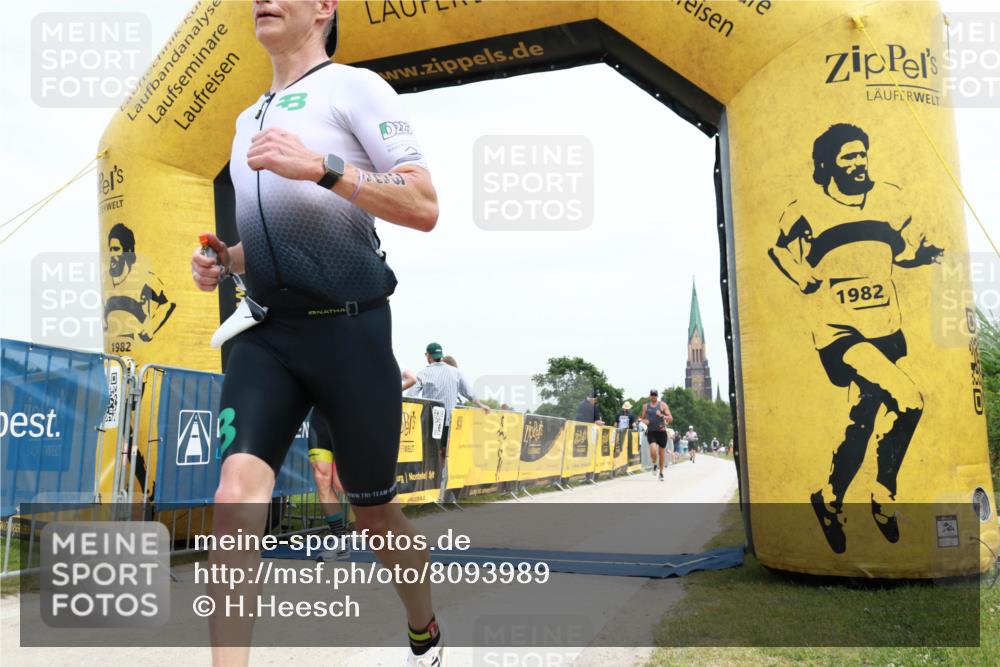 22.06.2025 - Viking Triathlon H.Heesch http://msf.ph/oto/8093989 22.06.2025 14:00:04 Laufen 95, 289, 386 meine-sportfotos.de