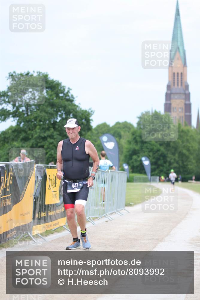 22.06.2025 - Viking Triathlon H.Heesch http://msf.ph/oto/8093992 22.06.2025 17:17:39 Laufen 447 meine-sportfotos.de