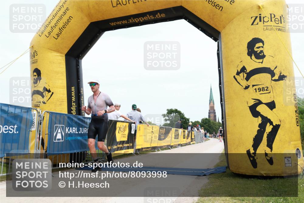 22.06.2025 - Viking Triathlon H.Heesch http://msf.ph/oto/8093998 22.06.2025 14:00:19 Laufen 334 meine-sportfotos.de