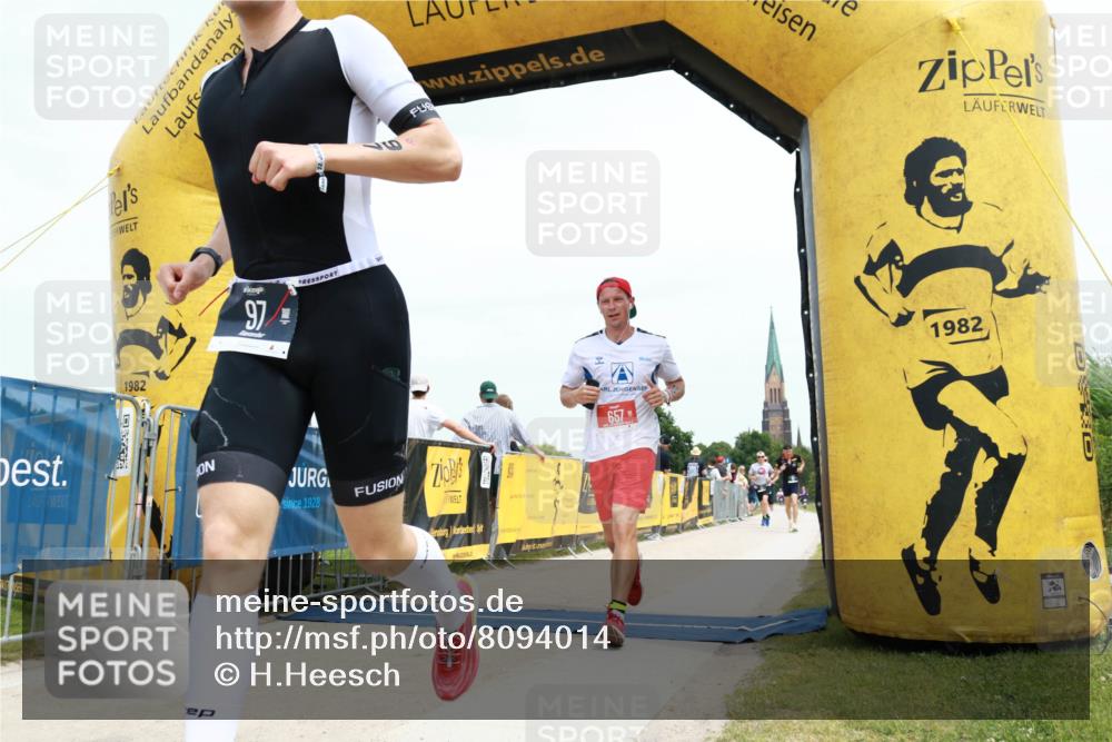 22.06.2025 - Viking Triathlon H.Heesch http://msf.ph/oto/8094014 22.06.2025 14:00:28 Laufen 97, 657 meine-sportfotos.de