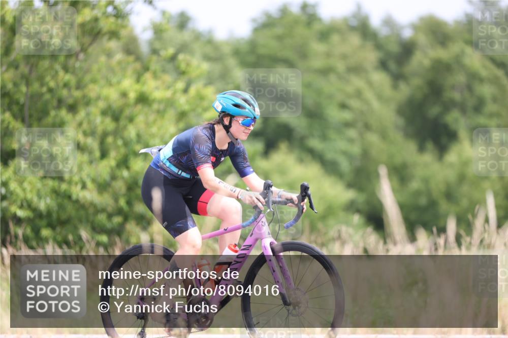 22.06.2025 - Viking Triathlon Yannick Fuchs http://msf.ph/oto/8094016 22.06.2025 13:44:19 Radfahren 165, 634 meine-sportfotos.de