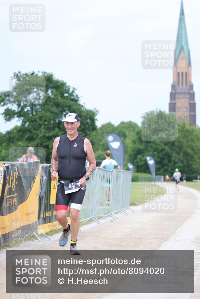 22.06.2025 - Viking Triathlon H.Heesch http://msf.ph/oto/8094020 22.06.2025 17:17:40 Laufen 447 meine-sportfotos.de