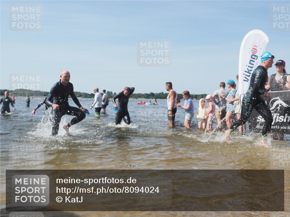 22.06.2025 - Viking Triathlon KatJ http://msf.ph/oto/8094024 22.06.2025 10:29:27 Schwimmen 6, 11, 30, 33, 243, 612 meine-sportfotos.de