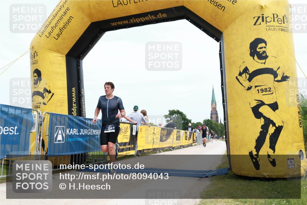 22.06.2025 - Viking Triathlon H.Heesch http://msf.ph/oto/8094043 22.06.2025 14:01:08 Laufen 384 meine-sportfotos.de