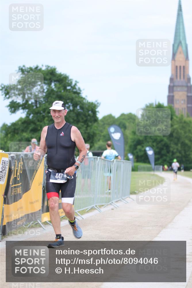 22.06.2025 - Viking Triathlon H.Heesch http://msf.ph/oto/8094046 22.06.2025 17:17:40 Laufen 447 meine-sportfotos.de