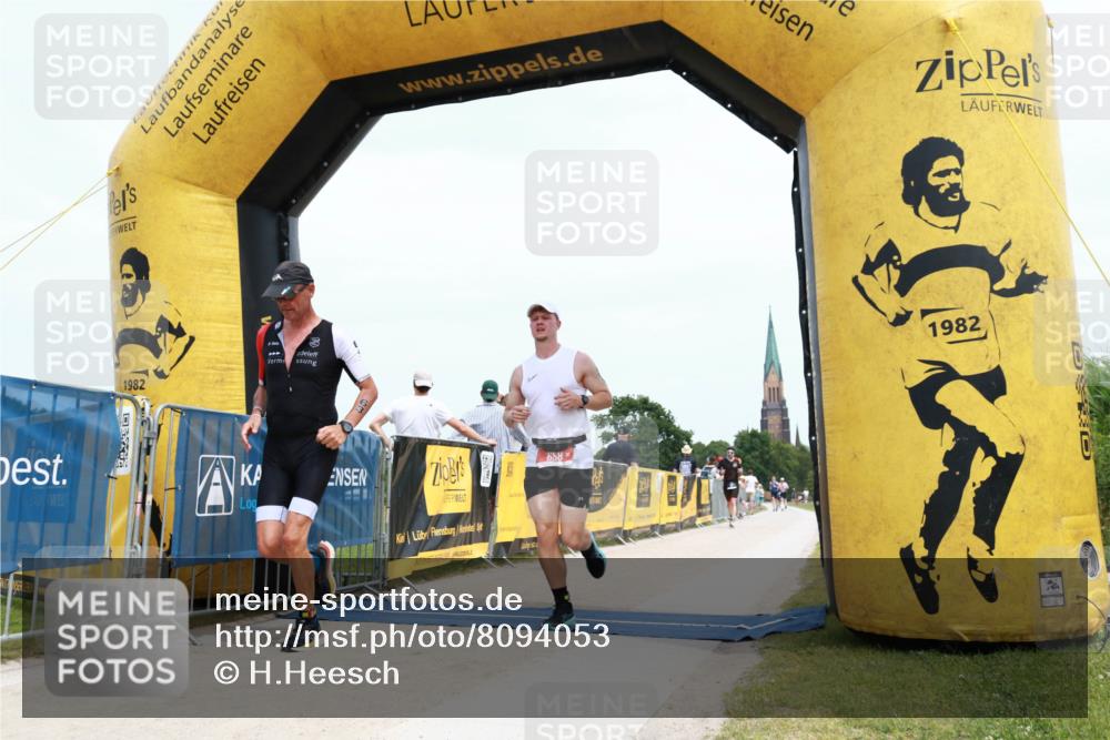 22.06.2025 - Viking Triathlon H.Heesch http://msf.ph/oto/8094053 22.06.2025 14:01:13 Laufen 63, 384, 658 meine-sportfotos.de