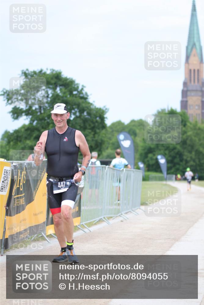 22.06.2025 - Viking Triathlon H.Heesch http://msf.ph/oto/8094055 22.06.2025 17:17:40 Laufen 447 meine-sportfotos.de