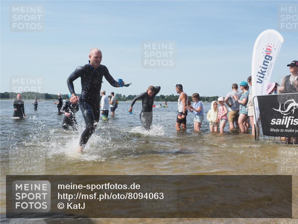 22.06.2025 - Viking Triathlon KatJ http://msf.ph/oto/8094063 22.06.2025 10:29:28 Schwimmen 6, 11, 30, 33, 243, 612 meine-sportfotos.de