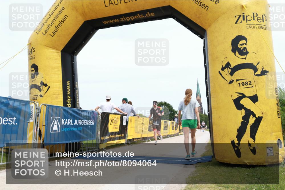 22.06.2025 - Viking Triathlon H.Heesch http://msf.ph/oto/8094064 22.06.2025 14:01:17 Laufen 63, 179, 658 meine-sportfotos.de