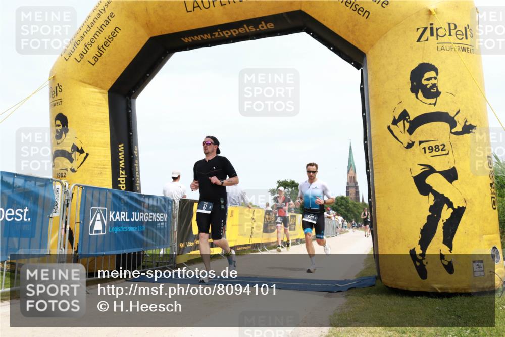 22.06.2025 - Viking Triathlon H.Heesch http://msf.ph/oto/8094101 22.06.2025 14:01:47 Laufen 13, 51, 313, 540, 542 meine-sportfotos.de