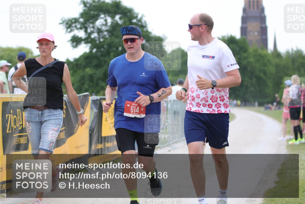 22.06.2025 - Viking Triathlon H.Heesch http://msf.ph/oto/8094136 22.06.2025 16:06:17 Laufen 336, 614 meine-sportfotos.de