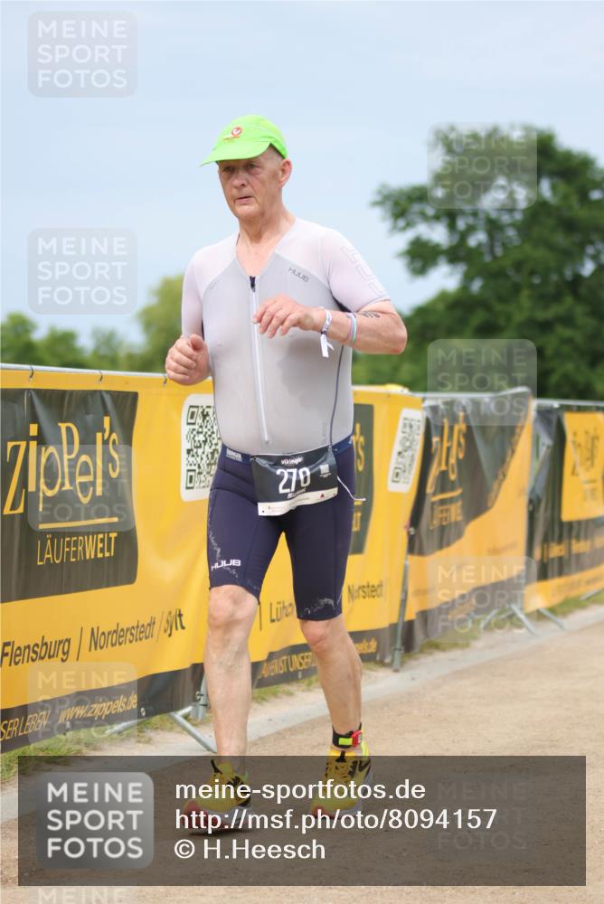 22.06.2025 - Viking Triathlon H.Heesch http://msf.ph/oto/8094157 22.06.2025 17:18:07 Laufen 270 meine-sportfotos.de