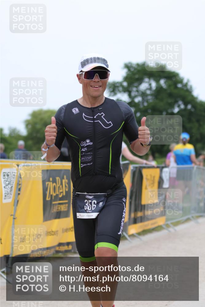 22.06.2025 - Viking Triathlon H.Heesch http://msf.ph/oto/8094164 22.06.2025 15:20:48 Laufen 356 meine-sportfotos.de