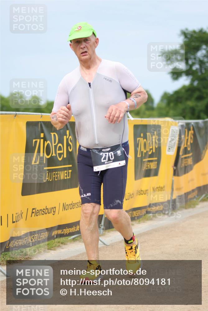 22.06.2025 - Viking Triathlon H.Heesch http://msf.ph/oto/8094181 22.06.2025 17:18:07 Laufen 270 meine-sportfotos.de
