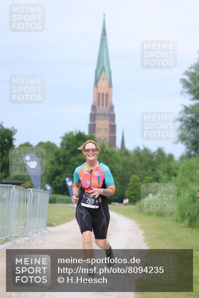 22.06.2025 - Viking Triathlon H.Heesch http://msf.ph/oto/8094235 22.06.2025 17:18:57 Laufen 268 meine-sportfotos.de