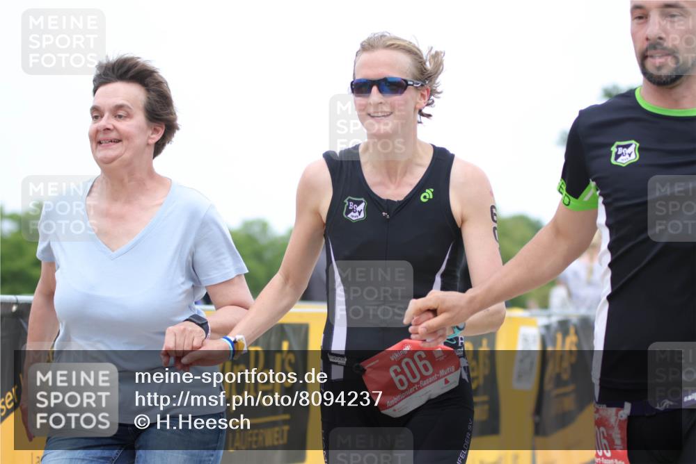22.06.2025 - Viking Triathlon H.Heesch http://msf.ph/oto/8094237 22.06.2025 15:21:22 Laufen 606, 619 meine-sportfotos.de