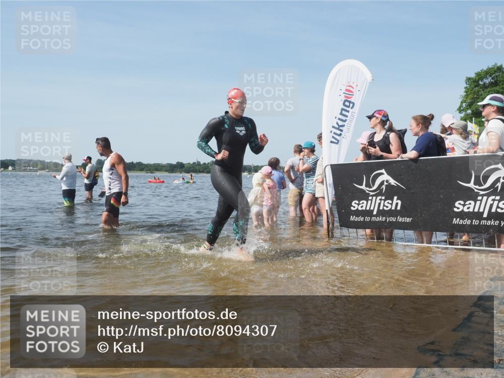 22.06.2025 - Viking Triathlon KatJ http://msf.ph/oto/8094307 22.06.2025 10:29:35 Schwimmen 6, 243, 612 meine-sportfotos.de