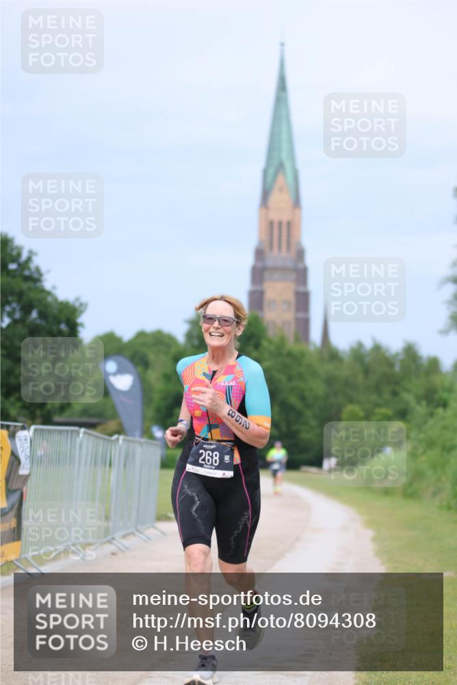 22.06.2025 - Viking Triathlon H.Heesch http://msf.ph/oto/8094308 22.06.2025 17:18:57 Laufen 268 meine-sportfotos.de