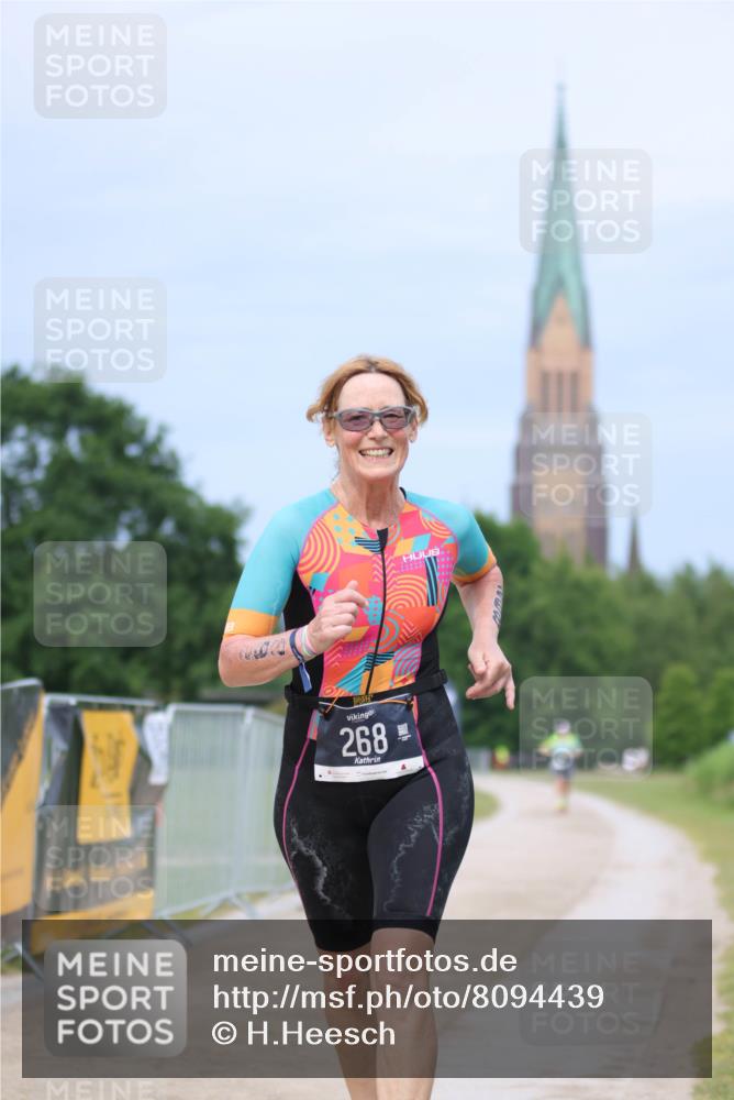 22.06.2025 - Viking Triathlon H.Heesch http://msf.ph/oto/8094439 22.06.2025 17:18:58 Laufen 268 meine-sportfotos.de