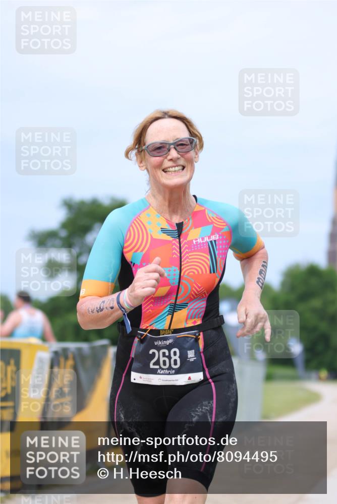 22.06.2025 - Viking Triathlon H.Heesch http://msf.ph/oto/8094495 22.06.2025 17:18:59 Laufen 268 meine-sportfotos.de