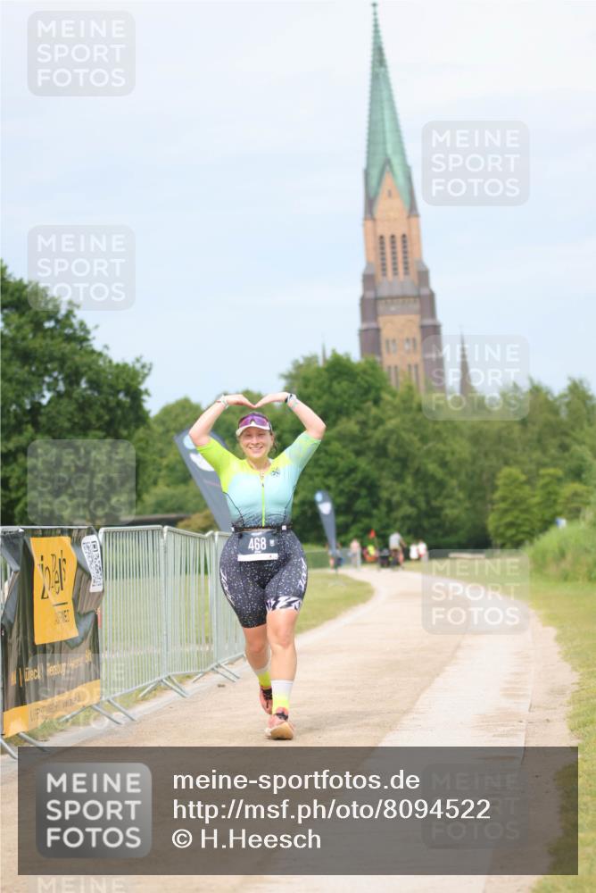 22.06.2025 - Viking Triathlon H.Heesch http://msf.ph/oto/8094522 22.06.2025 17:19:18 Laufen 468 meine-sportfotos.de
